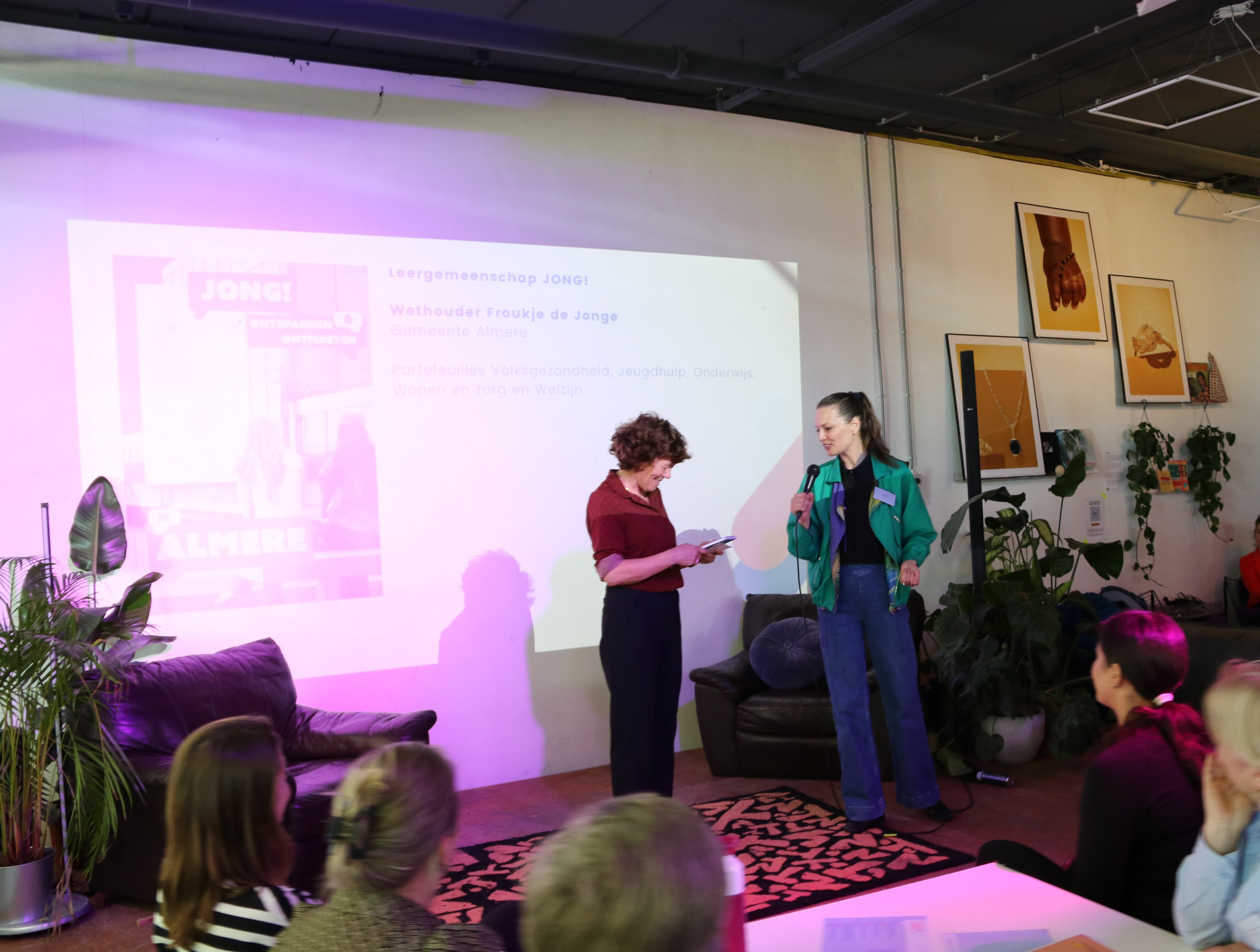Wethouder Froukje de Jonge was aanwezig bij het slotevenement van onderzoek JONG! van Windesheim-lectoraat Urban Innovation.